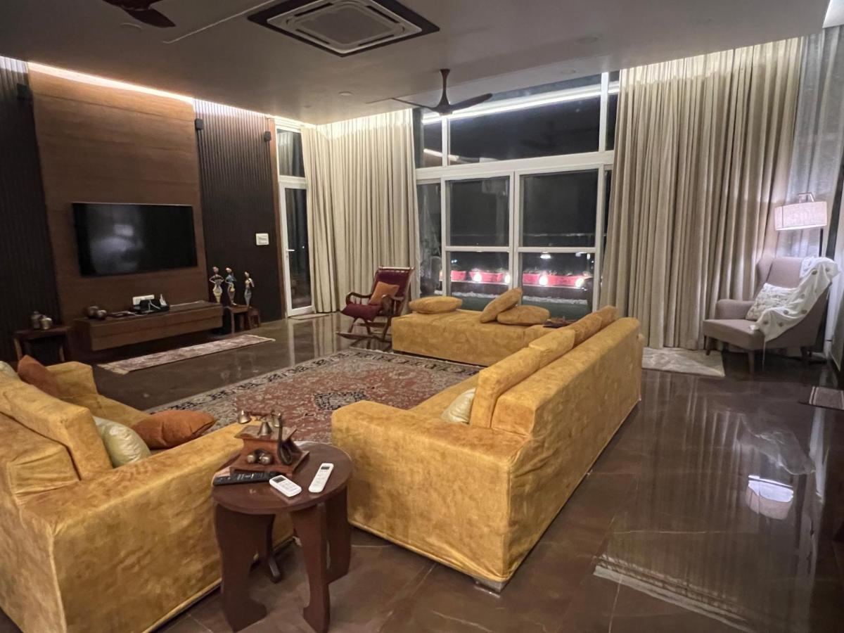 Luxury Penthouse With Taj Mahal View Apartment Agra  Exterior photo